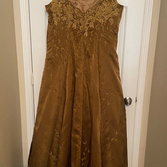 Meet your Posher, Bibi - Picture 3 of 5